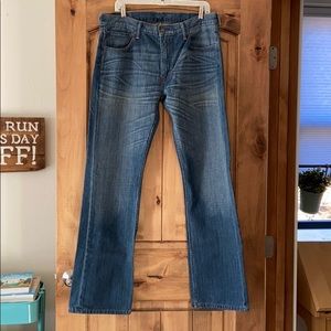 Almost brand new Levi 527 jeans